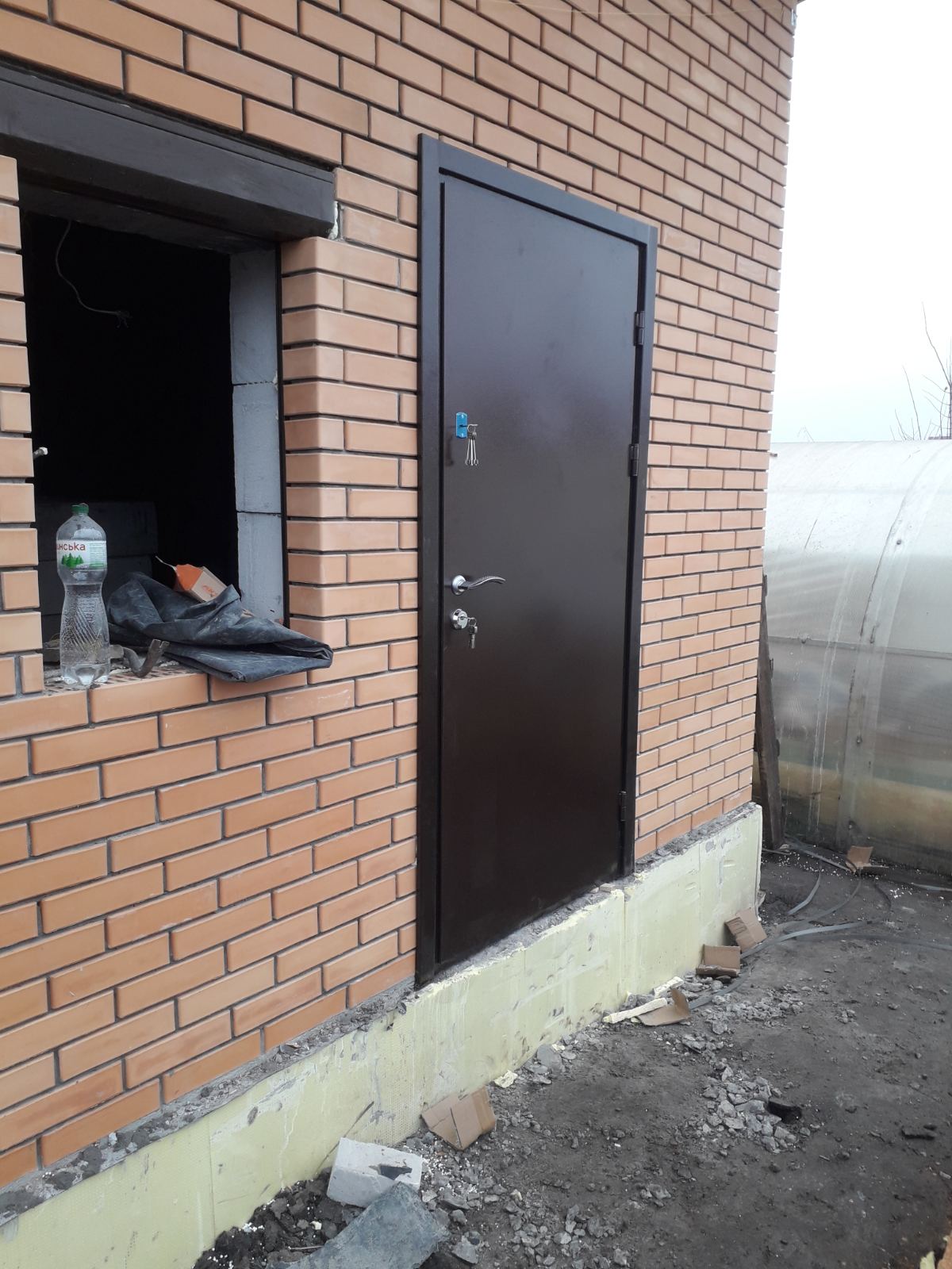 Метал — Метал з притвором вулиця